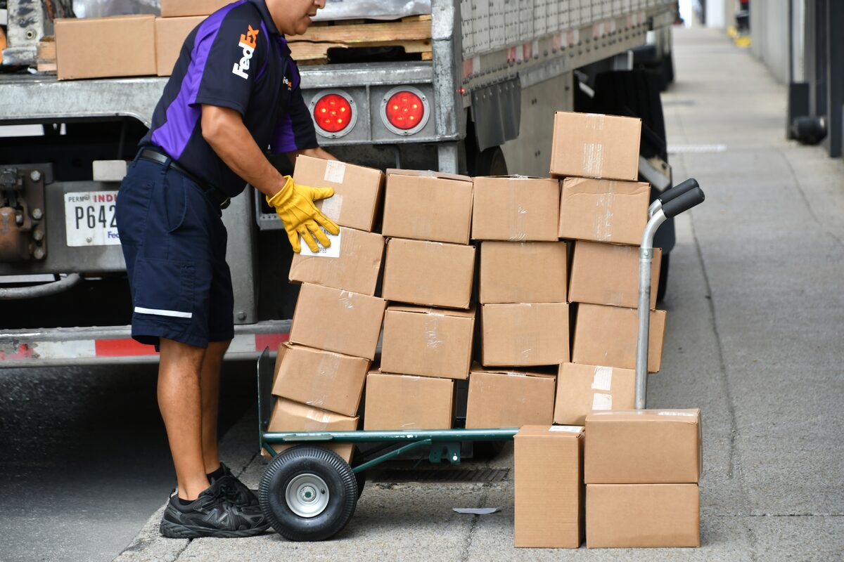delivery packages